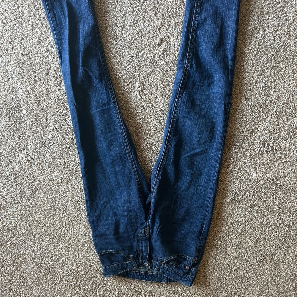 Levi's Classic Blue Denim Jeans Never Worn-New W/O Tags